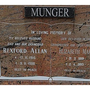 MUNGER Rexford Allan 1915-1988 &amp; Elizabeth Mary 1919-2013