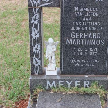 MEYER Gerhard Marthinus 1971-1977