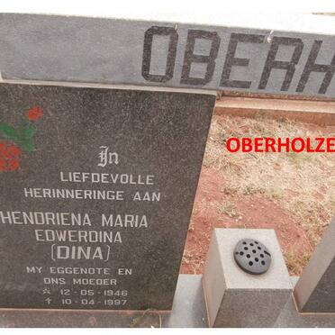 OBERHOLZER Michael Adriaan 1944-2013 &amp; Hendriena Maria Edwardina 1946-1997