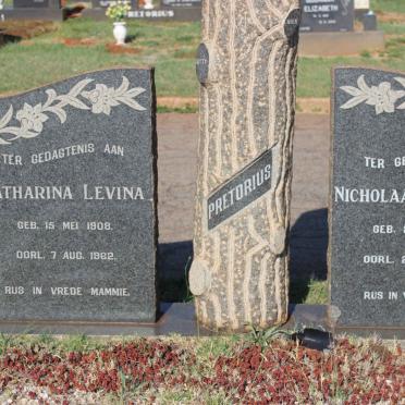 PRETORIUS Nicholaas Johannes 1916-1980 &amp; Catharina Levina 1908-1962