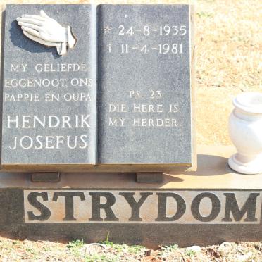 STRYDOM Hendrik Josefus 1935-1981