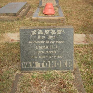 TONDER Emma H.J., van nee CLOETE 1890-1953