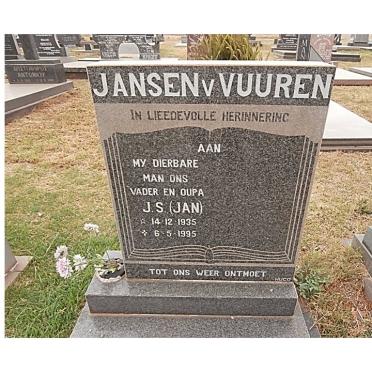 VUUREN J.S., Jansen v. 1935-1995