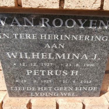 ROOYEN Petrus H., van 1925-2012 &amp; Wilhelmina J. 1927-1996