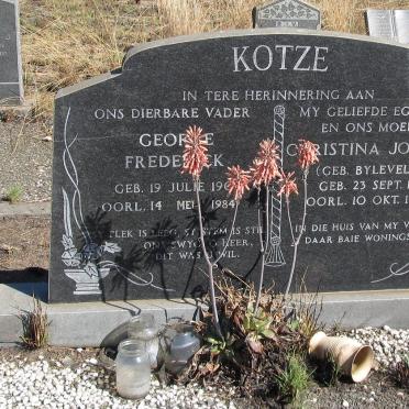 KOTZE George Frederick 1908-1984 &amp; Christina Johanna BYLEVELDT 1911-1980