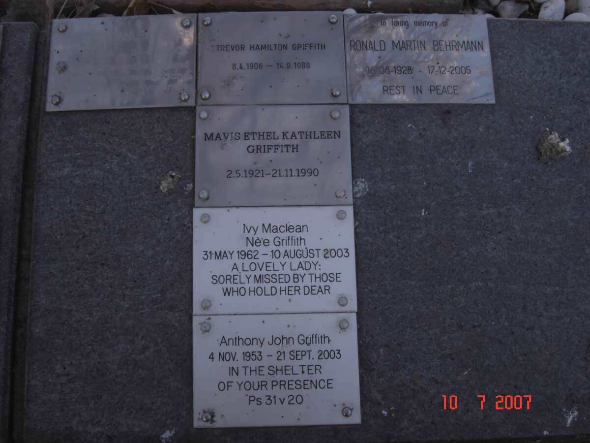 Plaque 9