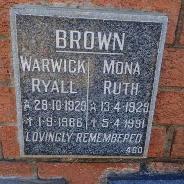 BROWN Warwick Ryall 1929-1986 &amp; Mona Ruth 1929-1991