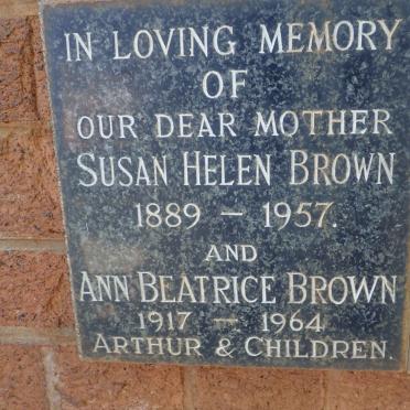 BROWN Susan Helen 1889-1957 :: BROWN Ann Beatrice 1917-1964
