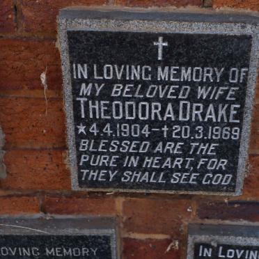 DRAKE Theodora 1904-1969