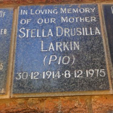 LARKIN Stella Drusilla 1914-1975