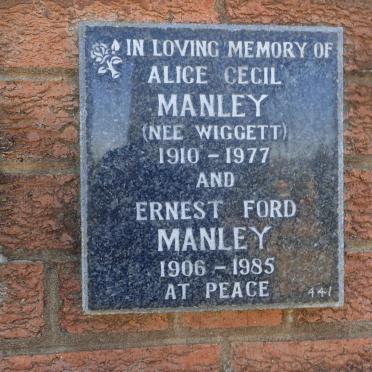 MANLEY Ernest Ford 1906-1985 &amp; Alice Cecil WIGGETT 1910-1977