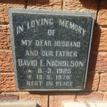 NICHOLSON David E. 1925-1976