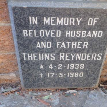 REYNDERS Theuns 1938-1980