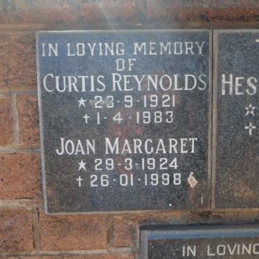 REYNOLDS Curtis 1921-1983 &amp; Joan Margaret 1924-1998