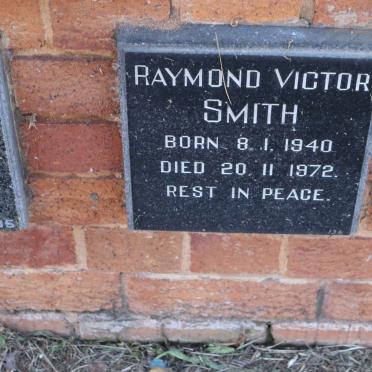 SMITH Raymond Victor 1940-1972