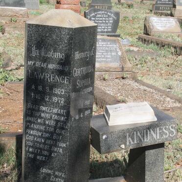 KINDNESS Lawrence 1903-1972 & Gertruida Sophia PIETERSEN 1906-1989_1