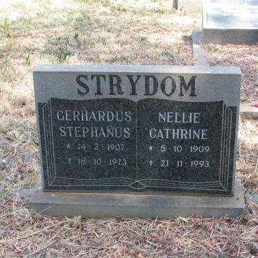 STRYDOM Gerhardus Stephanus 1907-1973 &amp; Nellie Cathrine 1909-1993