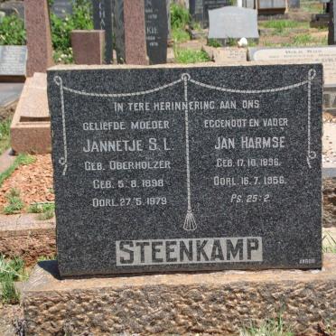 STEENKAMP Jan Harmse 1896-1956 &amp; Jannetje S.L. OBERHOLZER 1898-1979
