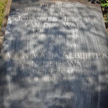 WALT Johannes Hendrik, van der 1899-1967 &amp; Anna Maria Albertha PELSER 1903-1971