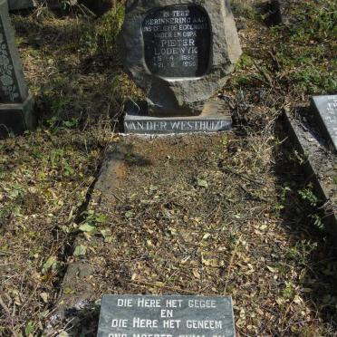 WESTHUIZEN Pieter Lodewyk, van der 1920-1956 :: ? Susara Johanna 1922-2004
