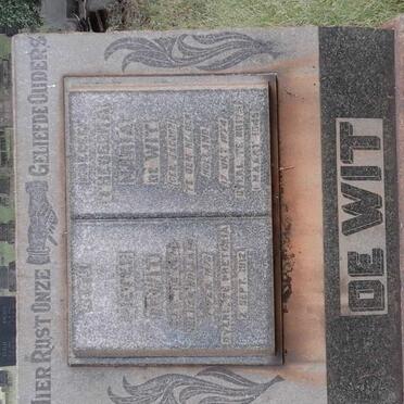 WIT Pieter, de 1878-1912 &amp; Theodora Maria JACOBS 1874-1945