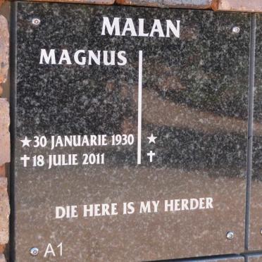 MALAN Magnus 1930-2011