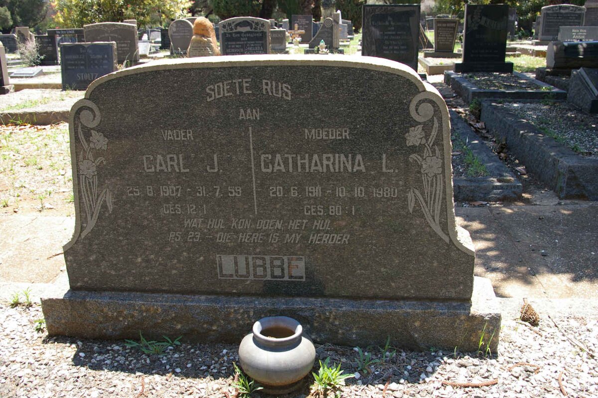 LUBBE Carl J. 1907-1959 &amp; Catharina L. 1911-1980