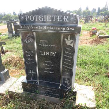 POTGIETER Lindy 1982-2022