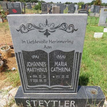 STEYTLER Johannes Marthinus 1944-2020 & Maria Cathrina 1951- 