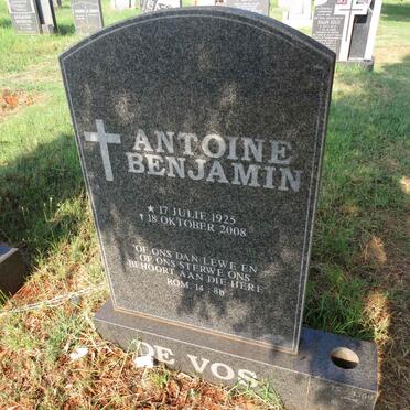 VOS Antoine Benjamin, de 1925-2008