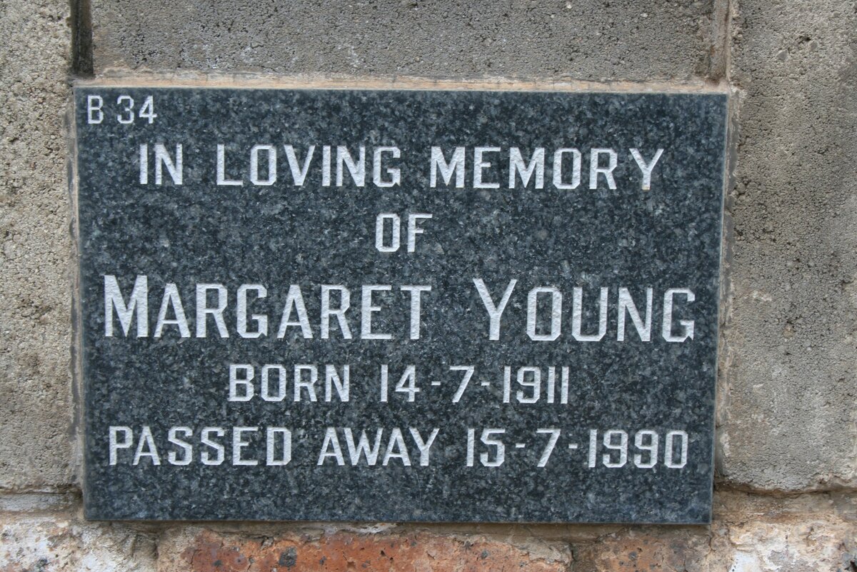 YOUNG Margaret 1911-1990