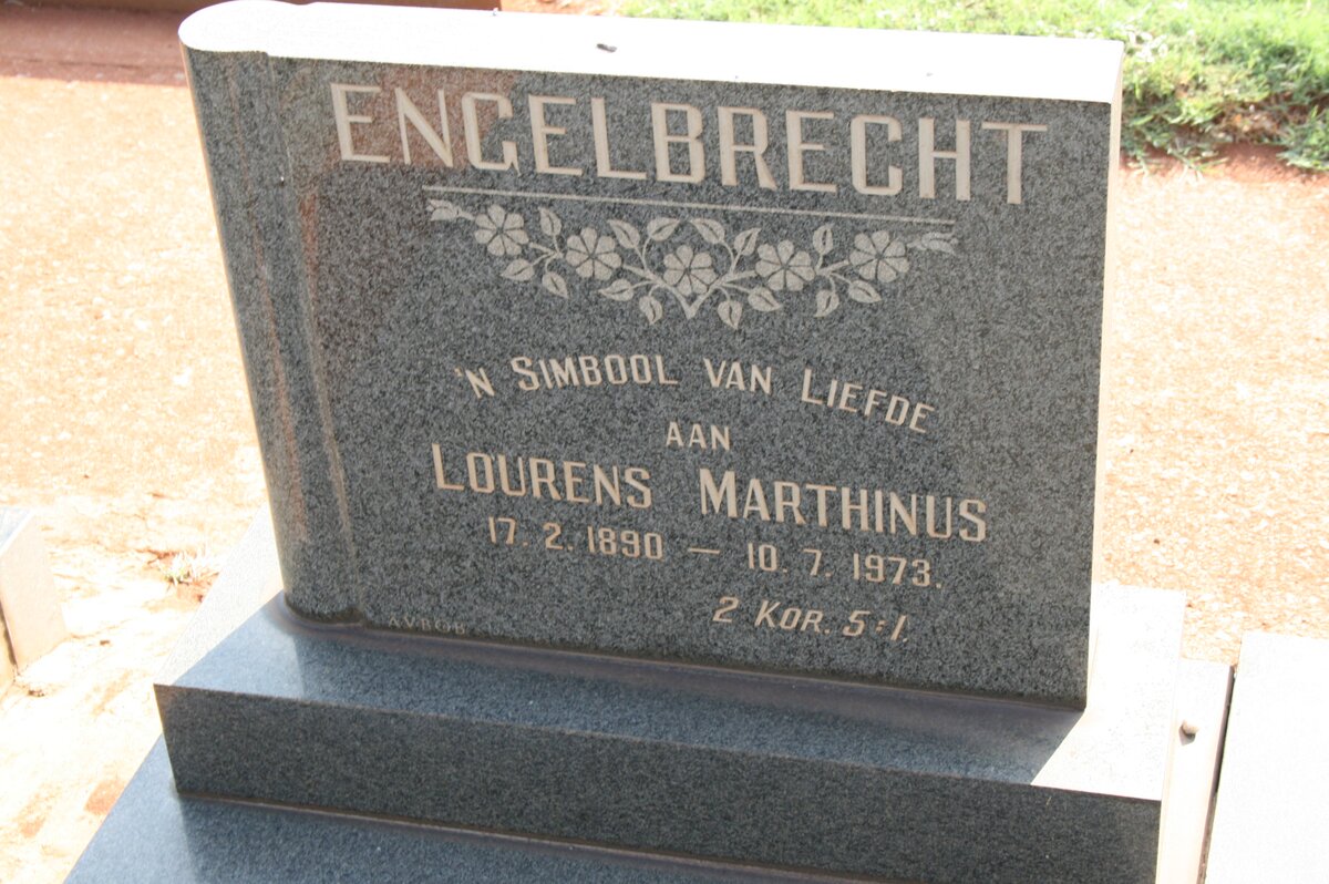 ENGELBRECHT Lourens Marthinus 1890-1973