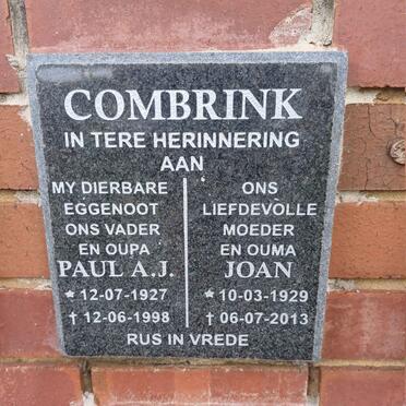COMBRINK Paul A.J. 1927-1998 & Joan 1929-2013