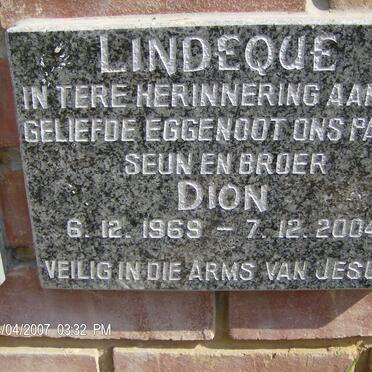 LINDEQUE Dion 1969-2004