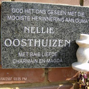 OOSTHUIZEN Nellie