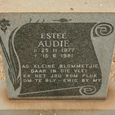 AUDIE Estee 1977-1981