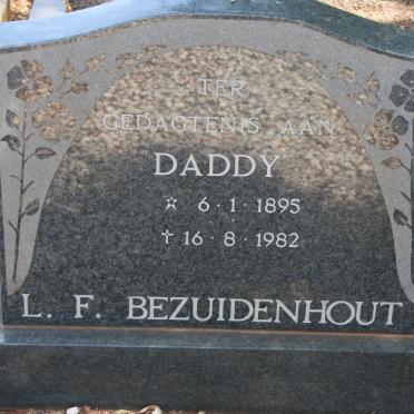 BEZUIDENHOUT L.F. 1895-1982