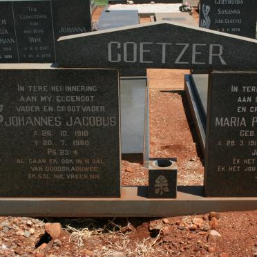 COETZER Johannes Jacobus 1910-1980 &amp; Maria Petronella VILJOEN 1915-1987