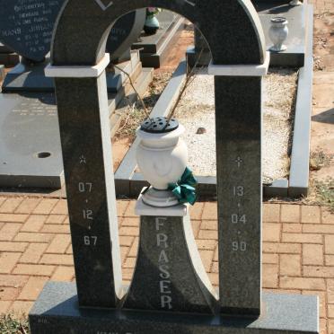 FRASER Leonie 1967-1990