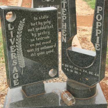 LIVERSAGE Stephen 1940-1988 &amp; Poppie 1944-