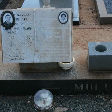 MULLER Cornelius Eduard  1918-? :: MULLER Aletta Hester Cornelia previously HEUNES nee VIVIER 1930-??