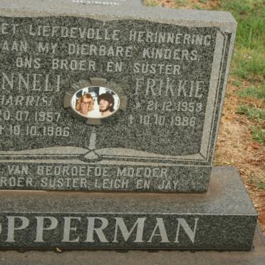 OPPERMAN Frikkie 1959-1986 &amp; Anneli HARRIS 1957-1986