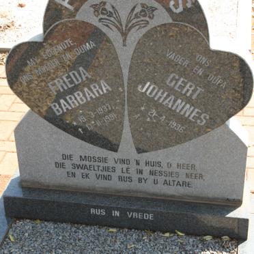 PRETORIUS Gert Johannes 1936- &amp; Freda Barbara 1937-1991