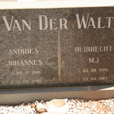WALT Andries Johannes, van der 1901-1990 &amp; Huibrecht M.J. 1905-1987