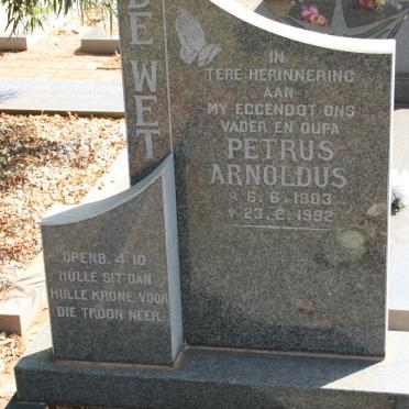 WET Petrus Arnoldus, de 1903-1992