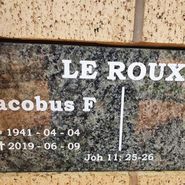 ROUX Jacobus, le 1941-2019