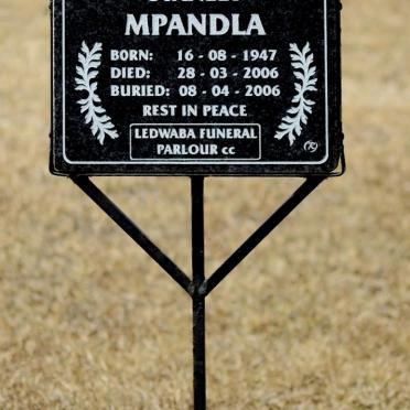 MPANDLA Stanley 1947-2006