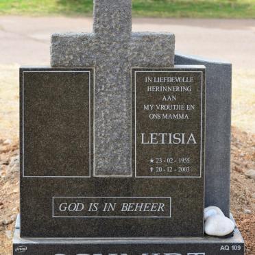 SCHMIDT Letisia 1955-2003