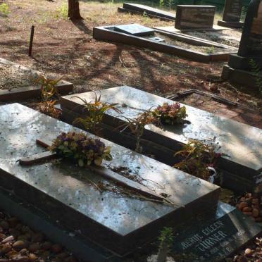 TURNER Basil Reginald 1923-1986 &amp; Beryl Eileen 1928-2008