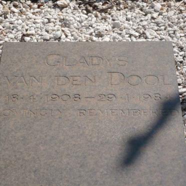 DOOL Gladys, van den 1908-1984